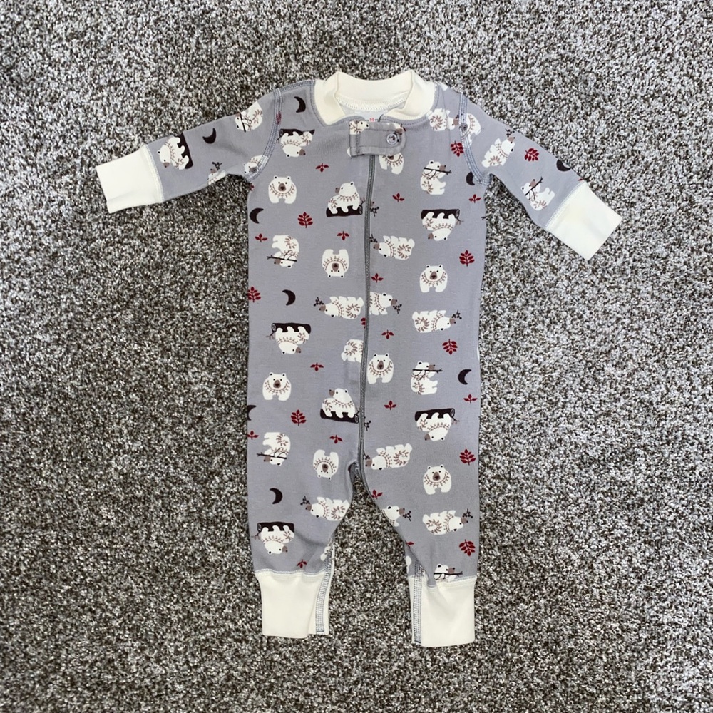 Hanna Andersson Gray Sheep Print Kids Footie